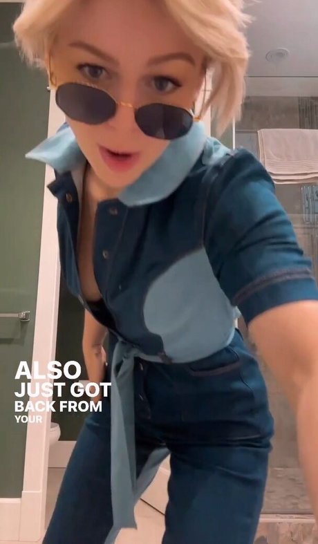 KallMeKris 高品質スター ギャラリー