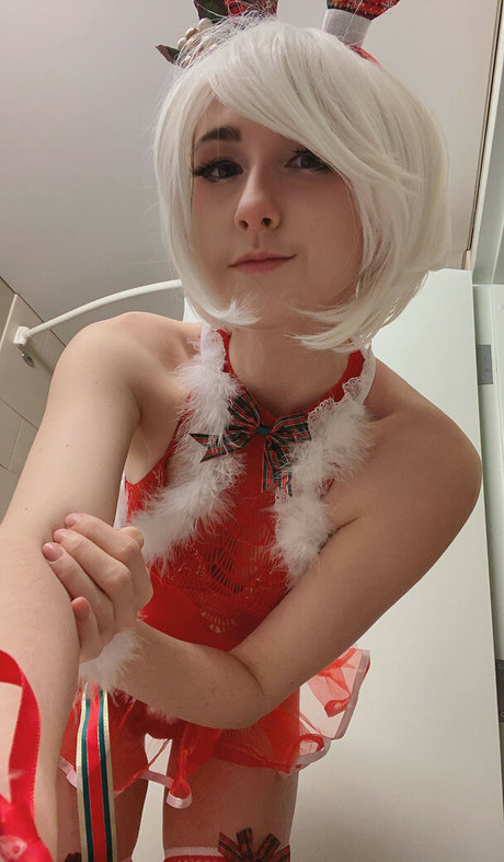 Mangoloo Cosplay 美しいポルノスター ギャラリー