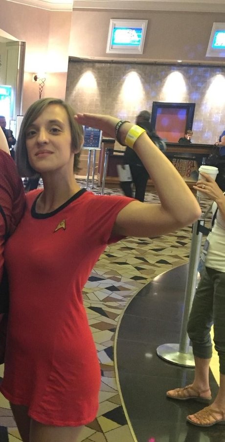 Ashley Victoria Robinson 高品質モデル 写真