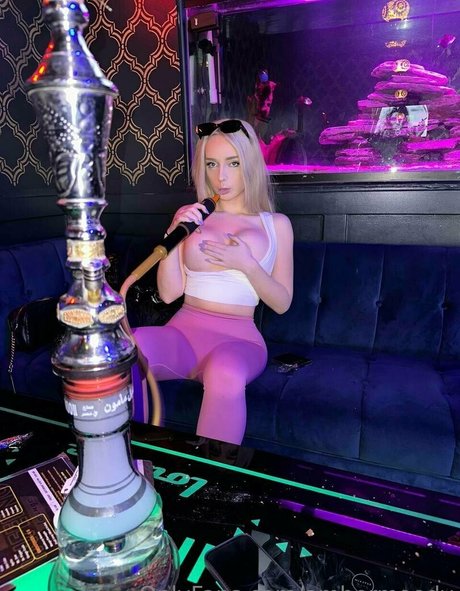 ニューハーフ 熟女 OnlyFans 限定 画像