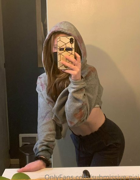 submissive gigi ポルノスター アーカイブ