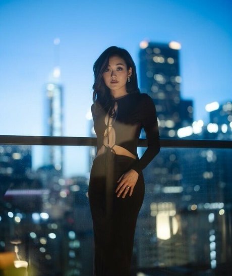 Karen Fukuhara ポルノスター ヌード 写真