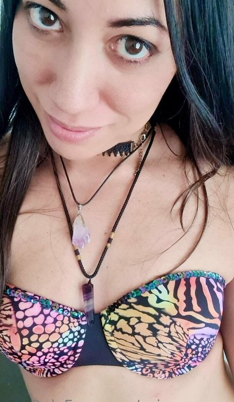 asianravenx 裸モデル 写真