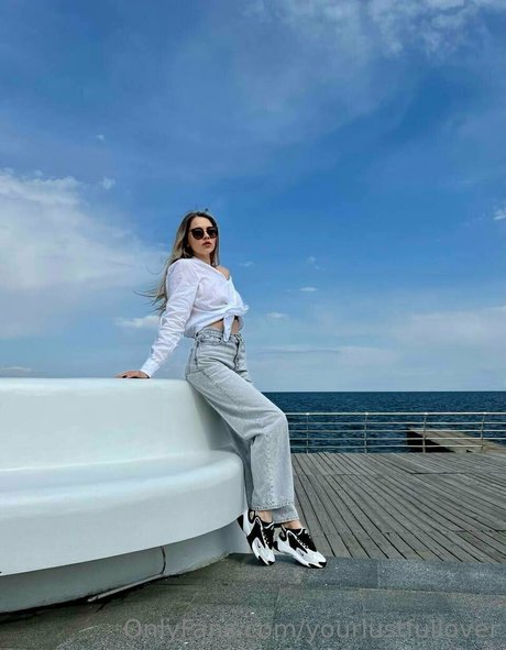 yourlustfullover トップポルノスター ギャラリー