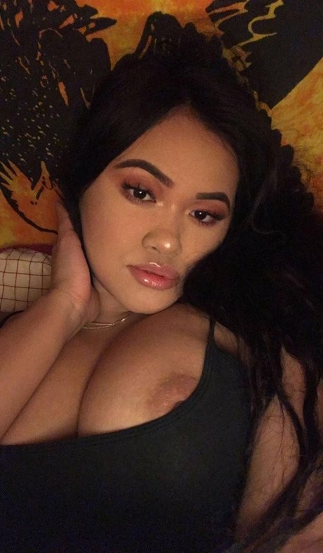 アジア人トゥインクOnlyFans 無料裸 画像