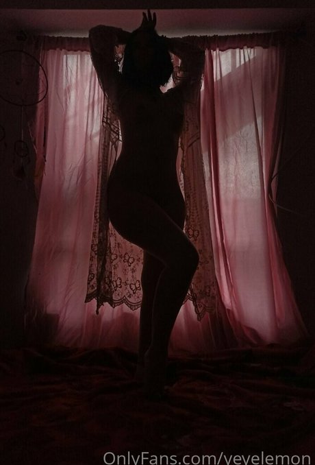 裸の写真 OnlyFans セクシー 写真