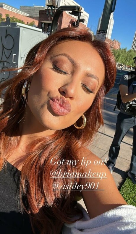 ティーングラスオンリーファン エロチック 画像