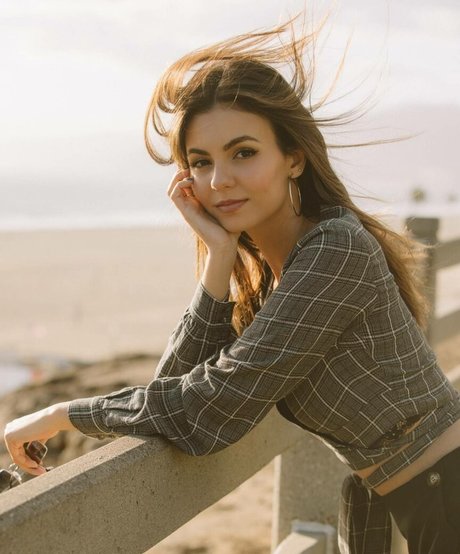 BBW 教師 OnlyFans ホット 写真