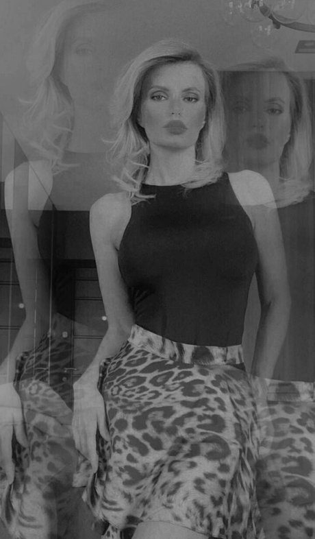 sasha leee ヌード女優 アーカイブ