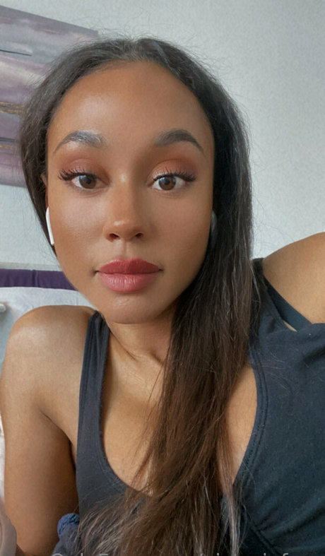 victoriafree ポルノスター 写真