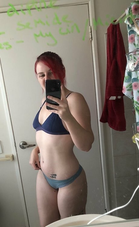 aussiesarah 可愛い女優 ギャラリー