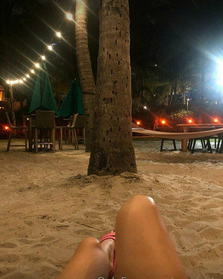 チンコを持つ女たち OnlyFans 美しいヌード 写真