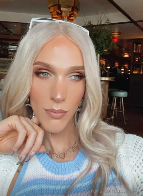 aparisi ts 無料のスター 写真