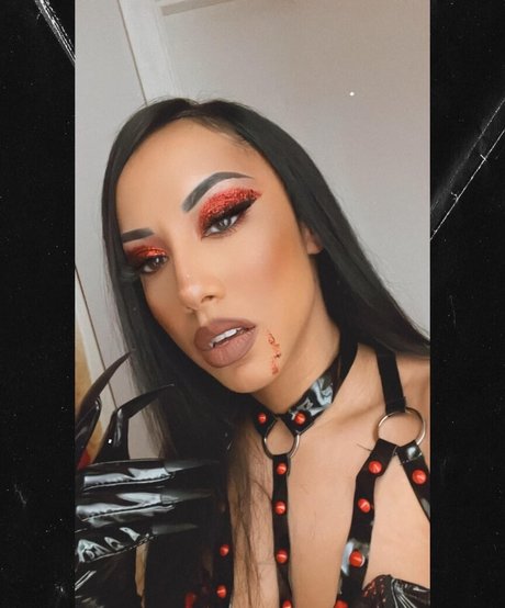 ティーンヌードOnlyFans ホットセックス 写真