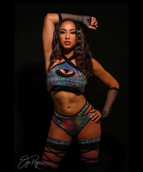 興奮した熟女OnlyFans 美しい裸 写真