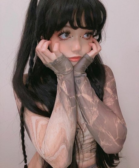 フィンドムオンリーファンズ アダルト 写真