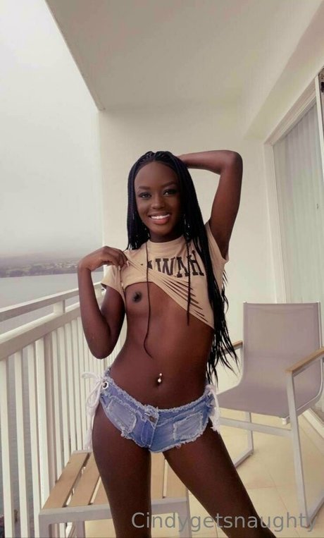 大きなお尻のマンコOnlyFans 無料 写真