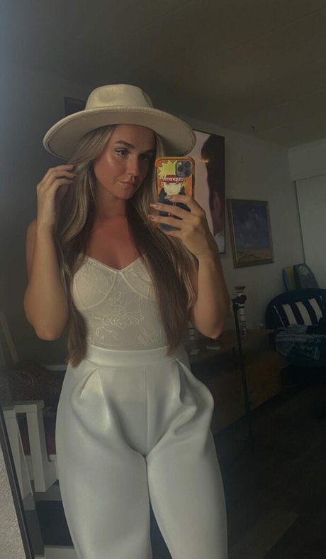 Gabby J David ポルノスター HD 写真