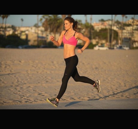 黒檀の白いチンポOnlyFans セクシーヌード ギャラリー