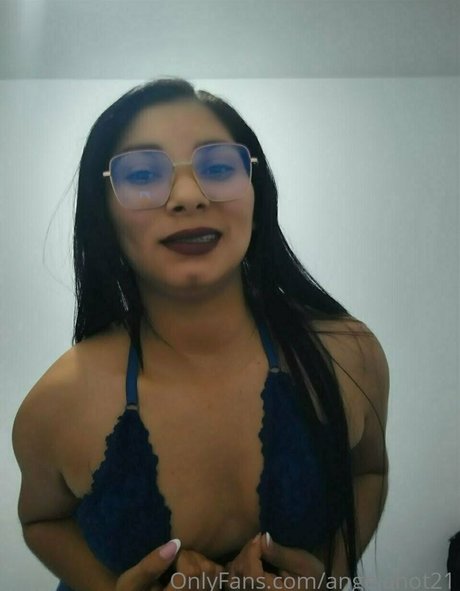 ニューハーフ巨乳OnlyFans アートポルノ 写真