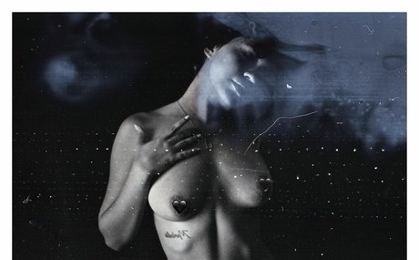 Spicymarii 高品質のポルノスター 写真