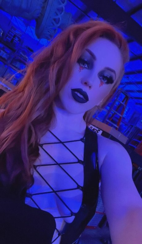 Isla Dawn 可愛いモデル 写真