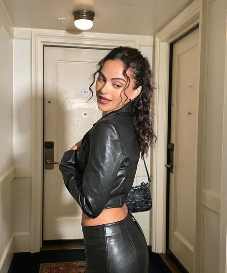 ハンズオンリーファン 無料裸 写真