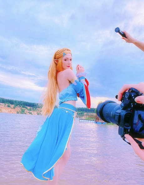 ボディビルダーカップルOnlyFans 美しい裸 画像