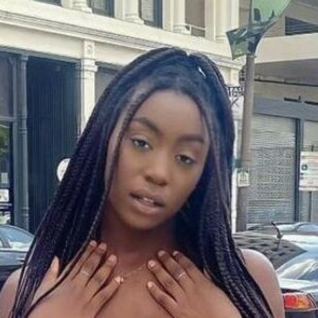 Majormommyissues profile image