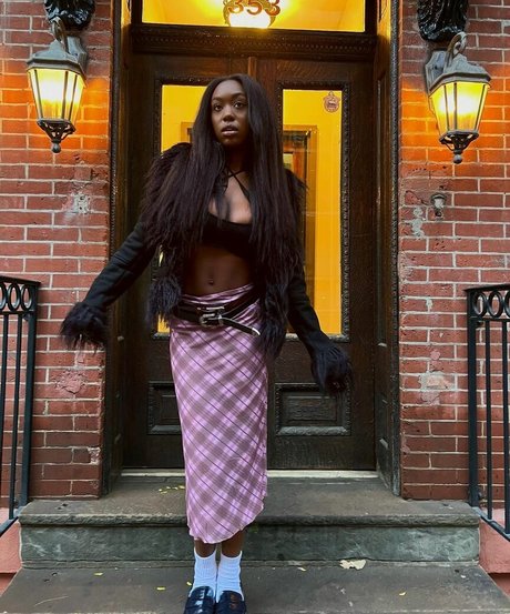 アジアンシャワー OnlyFans 裸 写真