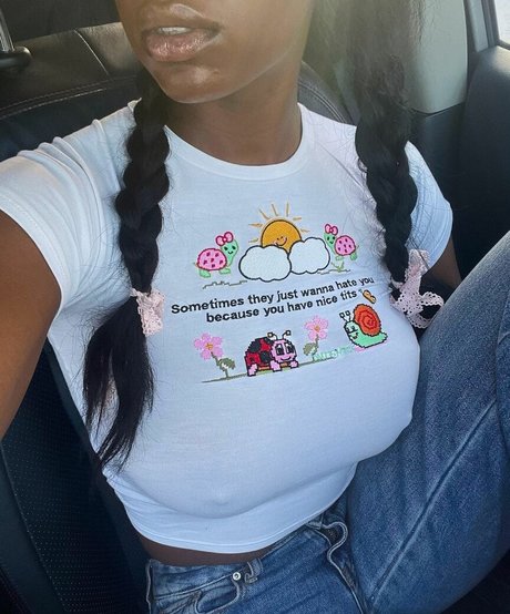 Majormommyissues top profile image