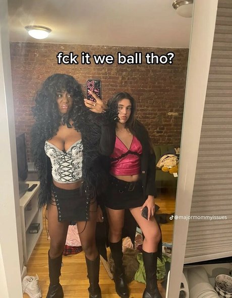 Majormommyissues ポルノスター 美しい ギャラリー