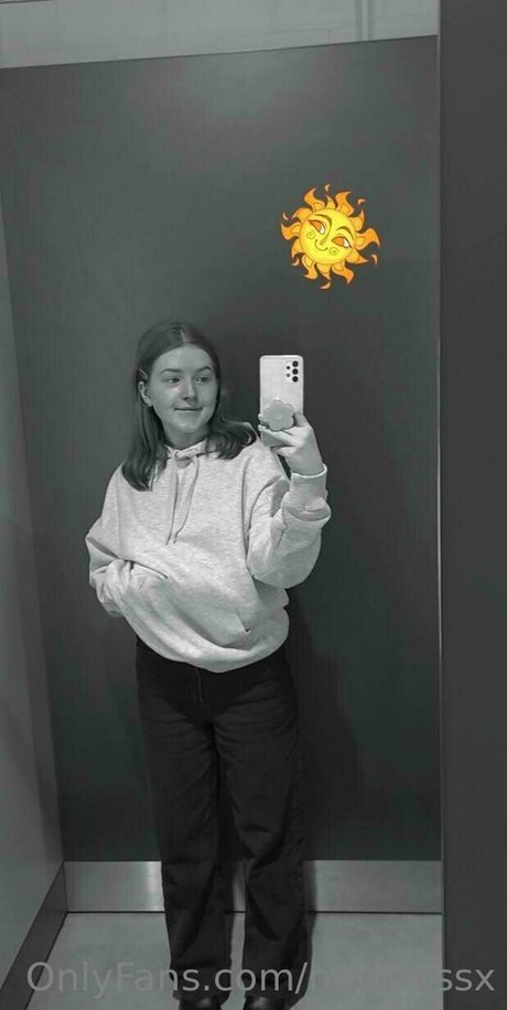 hottnessx エロティックモデル 写真