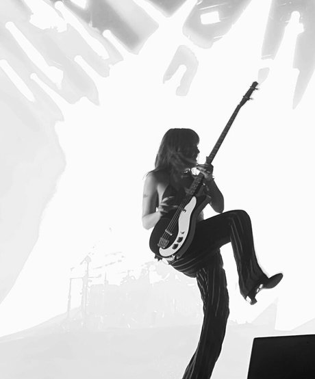 Victoria De Angelis 独占ポルノスター 写真