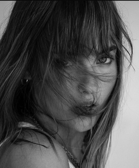 熟女ディルドOnlyFans ホットセクシー 写真