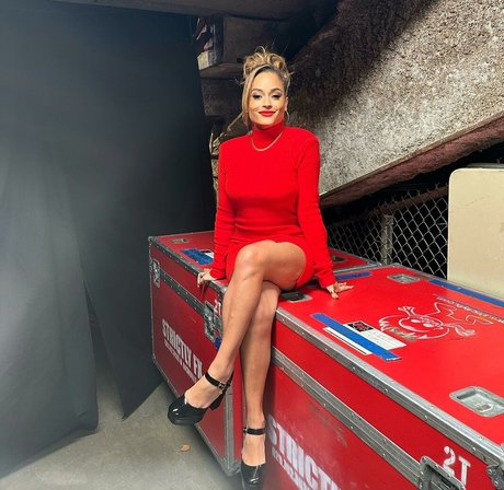 Kayla Braxton アートモデル 写真