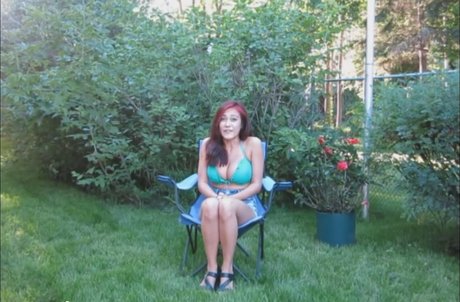 ブロンドヨガOnlyFans ヌード 写真