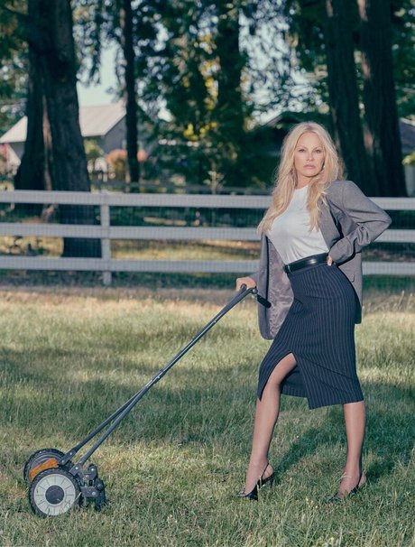 金髪の大学のOnlyFans 無料ヌード 写真