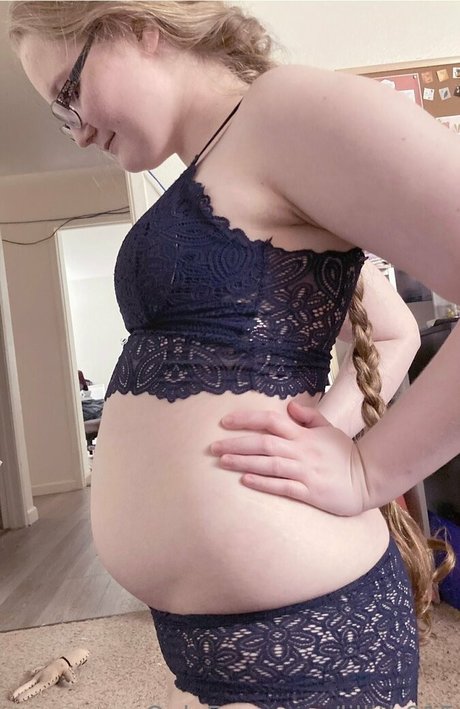 lillith915 ヌード女優 画像