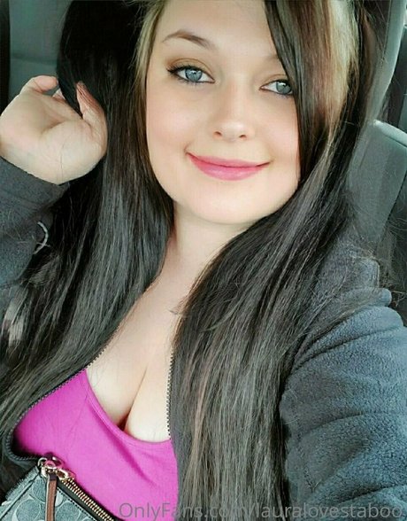 主観視点のアジア人OnlyFans アートポルノ 画像