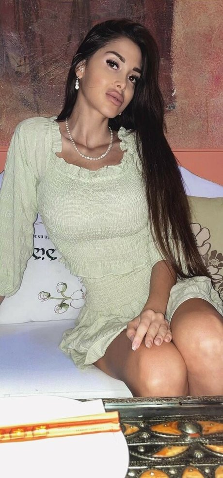 Myriam D Anna 可愛いモデル 写真