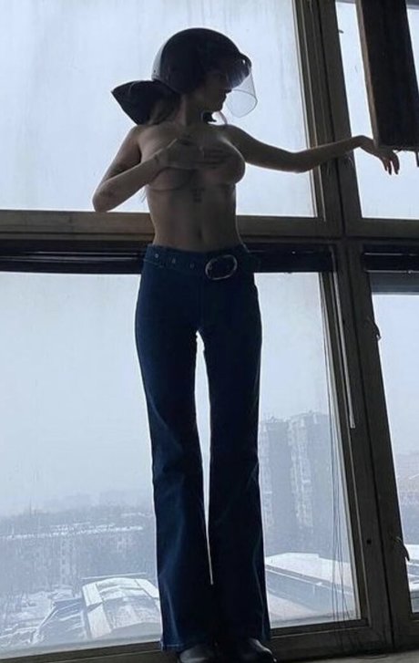 Rita Flores ヌード女優 写真