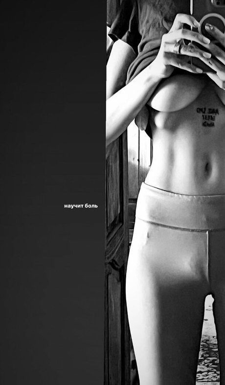 黒人ヌードOnlyFans トップ 写真