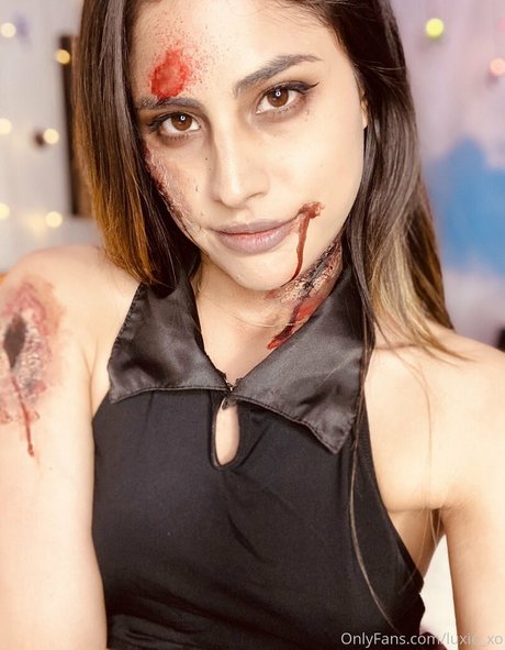 luxie xo 裸の女優 画像