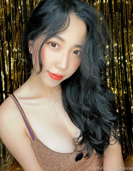 yooniefree ポルノモデル 画像