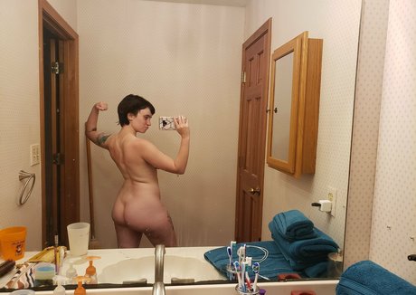 ゲイの若いOnlyFans 美しい ギャラリー