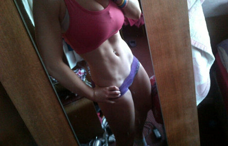 Katy Yardley 可愛いモデル 画像