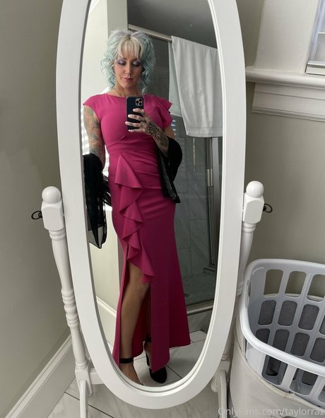 taylorraz 独占スター アーカイブ