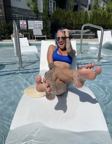 taylorraz ヌードモデル ギャラリー