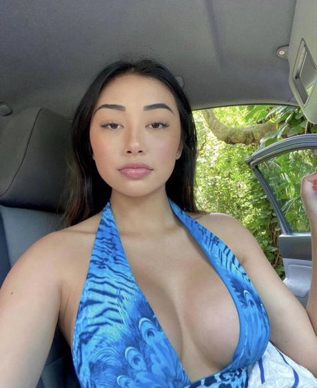 Ellerie Marie 美しいスター 写真